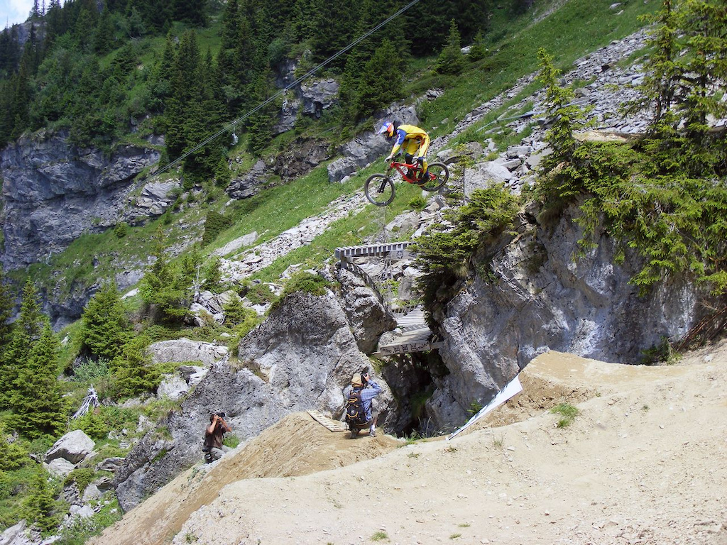 droping in - Chatel Mountain Style 2011 day 2