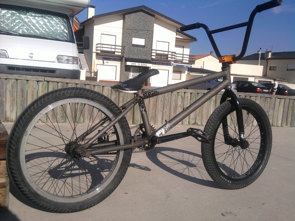 Flybikes Pantera 3
