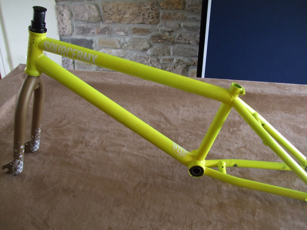 This is my Hoffman Bama street bmx frame. The forks pictured (the gold Federal ones) are not for sale and were just used for a stand. Custom Paint Luminous yellow. I havent used the frame that much so its for sale. As you can see it has holes for gyros