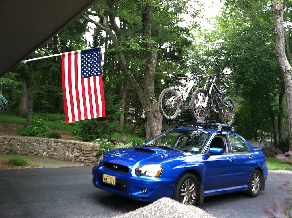 America, Subaru, Bikes.