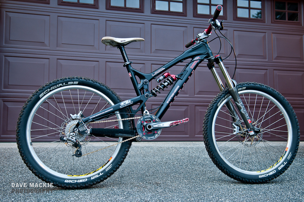 2009 Intense Uzzi