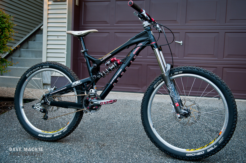 2009 Intense Uzzi
