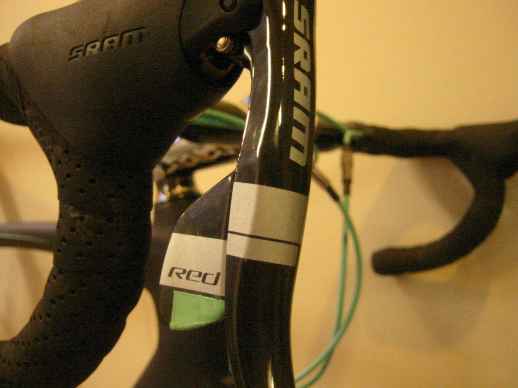 Custom painted SRAM Black red on a 2011 Bianchi Oltre Nero.