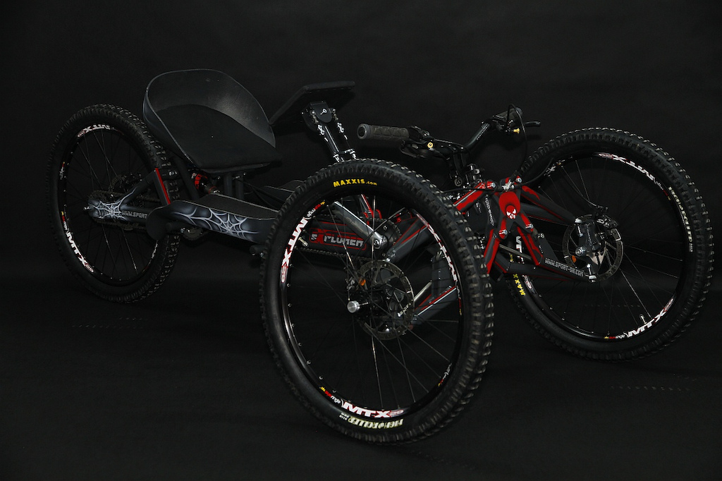 Off-road handcycle allow paraplegic to ride again