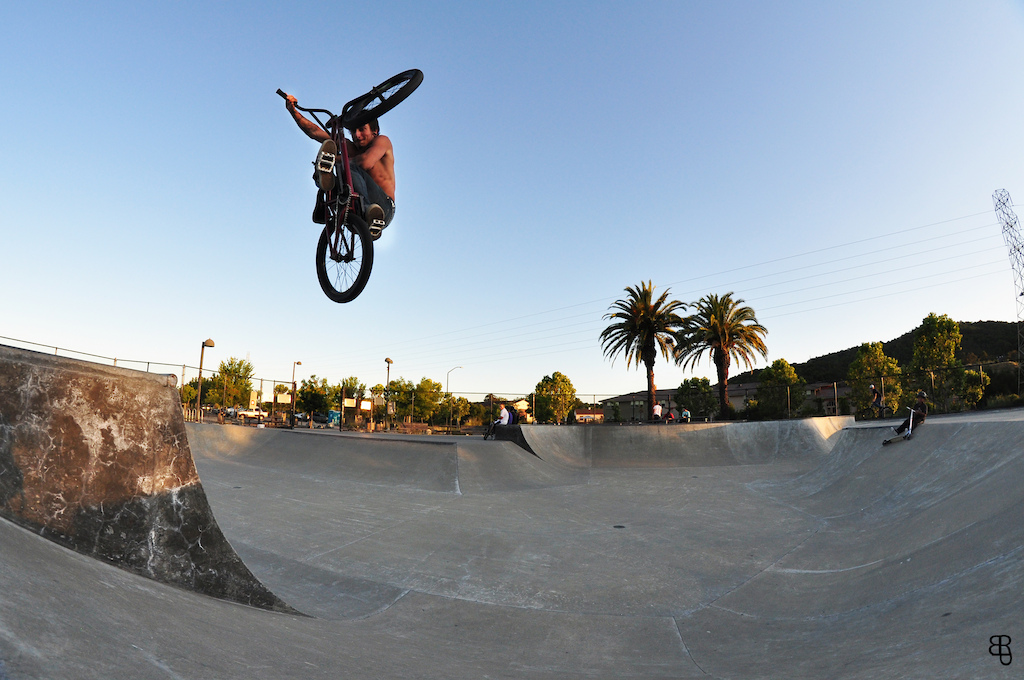 table to fakie