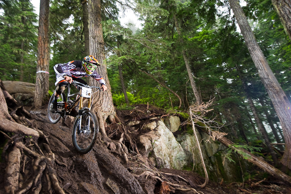 Sam Blenkinsop en route to collecting a $2500 CDN check for his efforts on the day; I'm guessing team drinks were on Blenki afterwards.