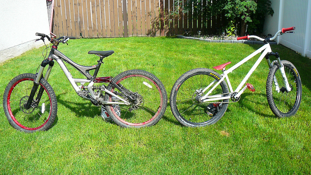 2009 Specialized Demo 7 I
2010 Ns Traffic