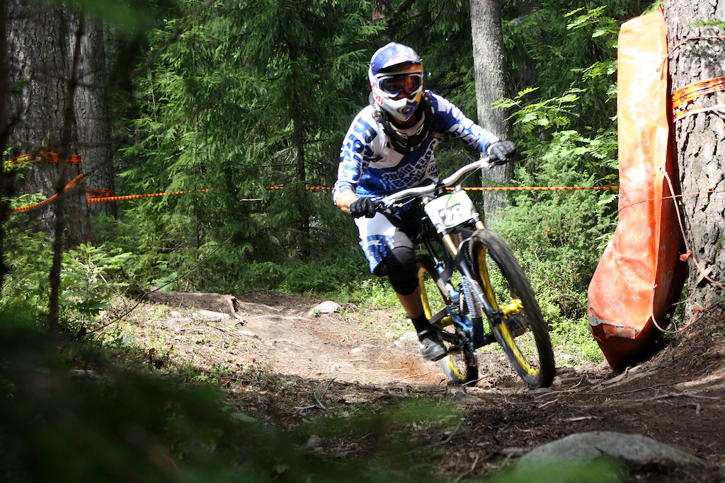 DH SM 2011