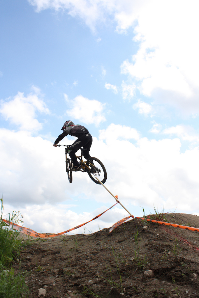DH SM 2011