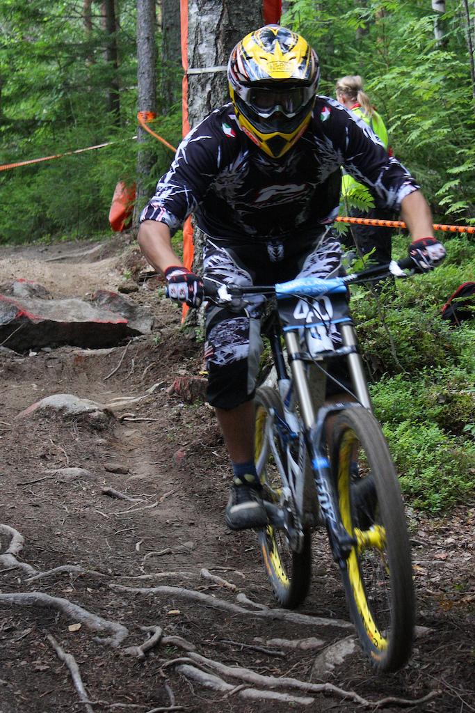 DH SM 2011