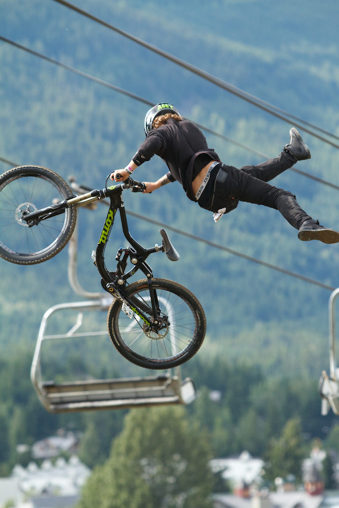 Kokanee Crankworx best trick competition. Photo by Calvin McCormack.
