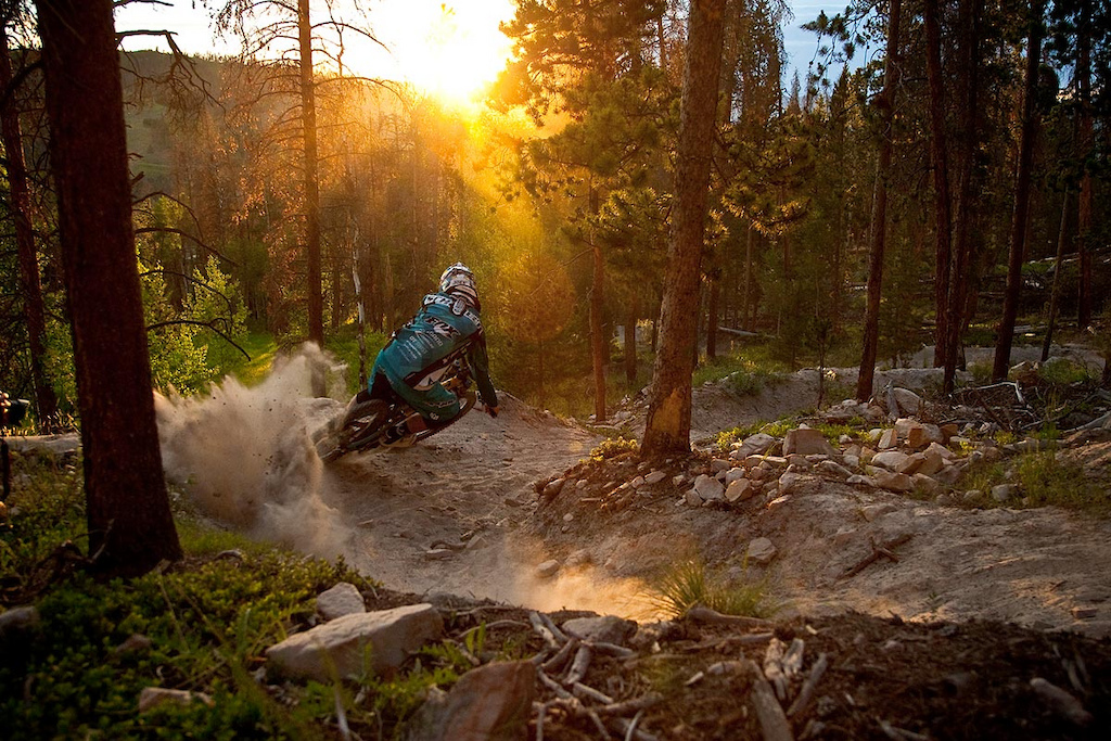 To view the full feature, visit: http://yeticycles.com/#/features/colorado_fall_to_spring/1/

Photos by Craig Grant.