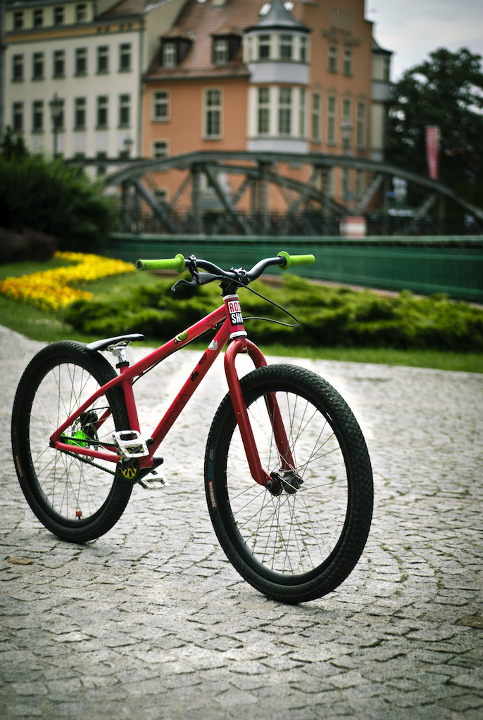 My friend's bike ; )