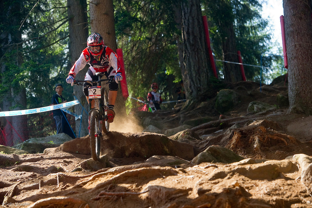 Minnaar had his hands full today. Training runs such as this were obviously not full tilt. Qualifying was dicey: 34 on the day.