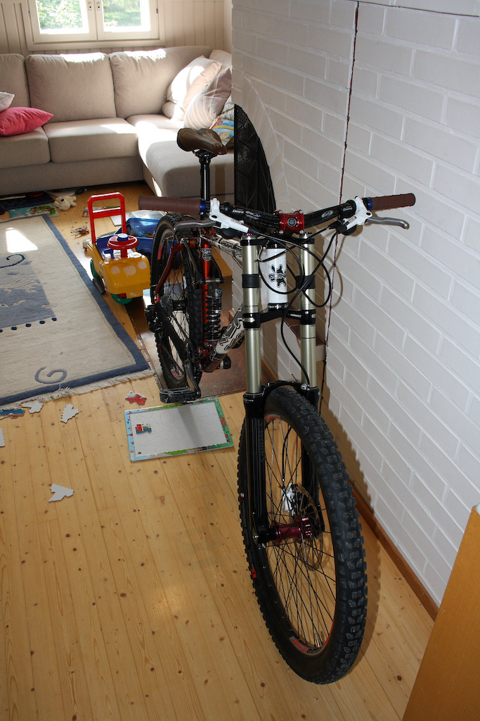 Kona stinky primo 2002 with specialized E150 fork