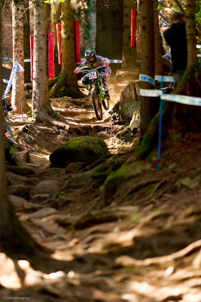 The arrival to the big time for Troy Brosnan. It seems as if it usually takes a few years for a the typical Junior World Champ to get their legs under them enough to step onto the box at the elite level. It would seem that Brosnan has skipped a couple grades by coming home fourth today on what is one of the most tracks on the .