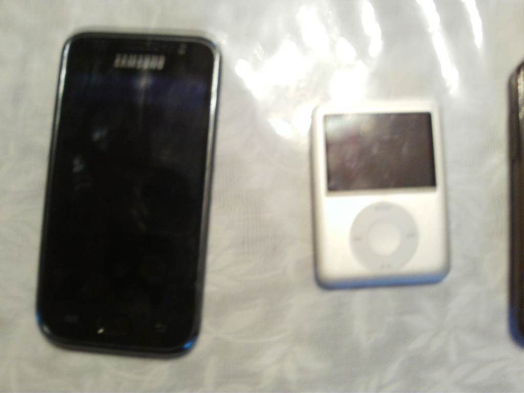 ipods and phones for sale