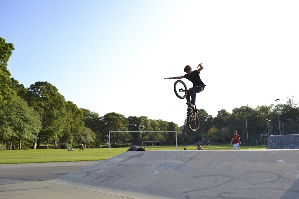Tuck No Hander