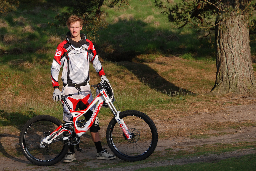 2011 Specialized Demo 8 II.