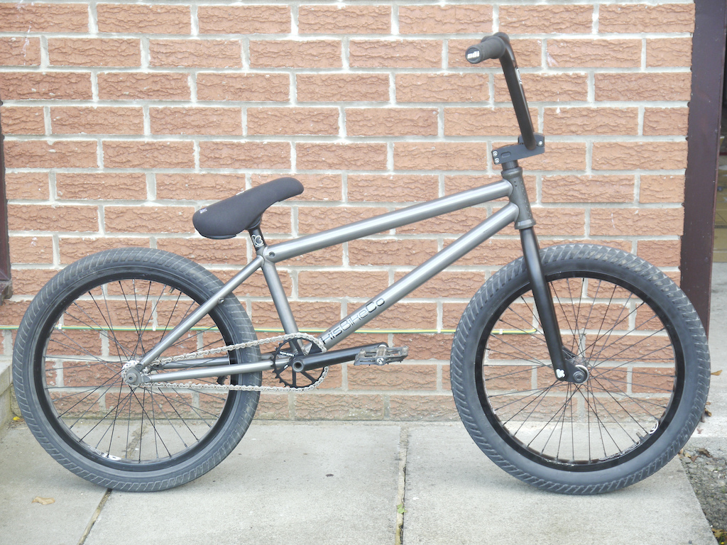 KisBikeCo Spark. New Kis Fat Seat &amp; 28t Cutter.