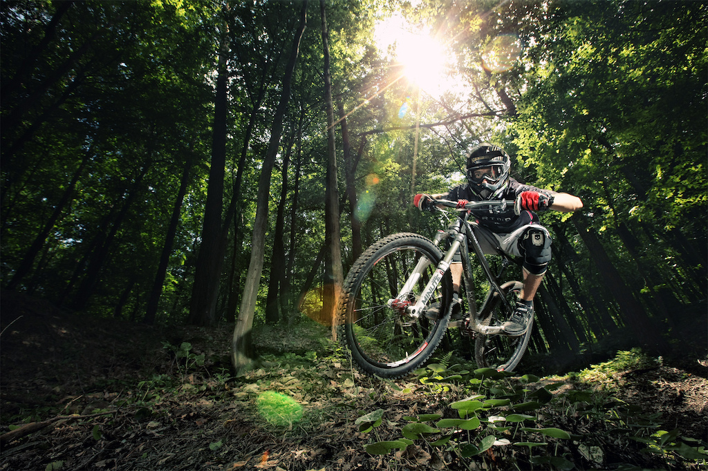 Remek is freeriding with his Phantom in old forests near Zamość. Photo by Michał Grela - http://michalgrela.pl. http://dartmoor-bikes.com