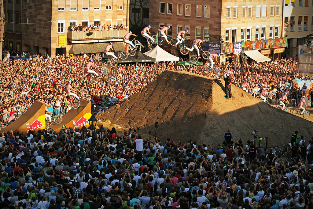 Martin's last jump during the 2011 Red Bull District Ride - barspin to tailwhip into second place, congrats!!

photo (c) by www.larsscharlphoto.com (me!)