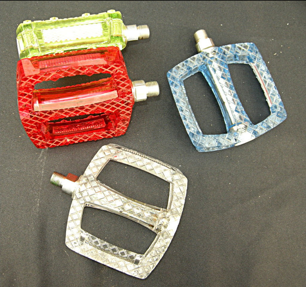 Crystal pedals