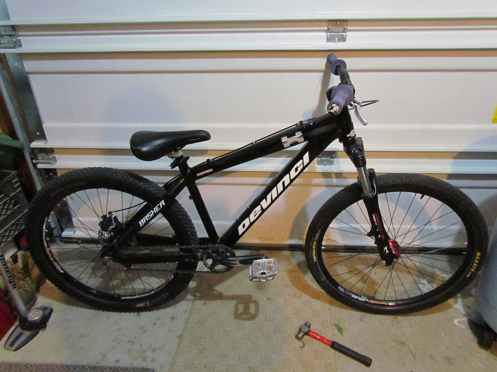 devinci basher