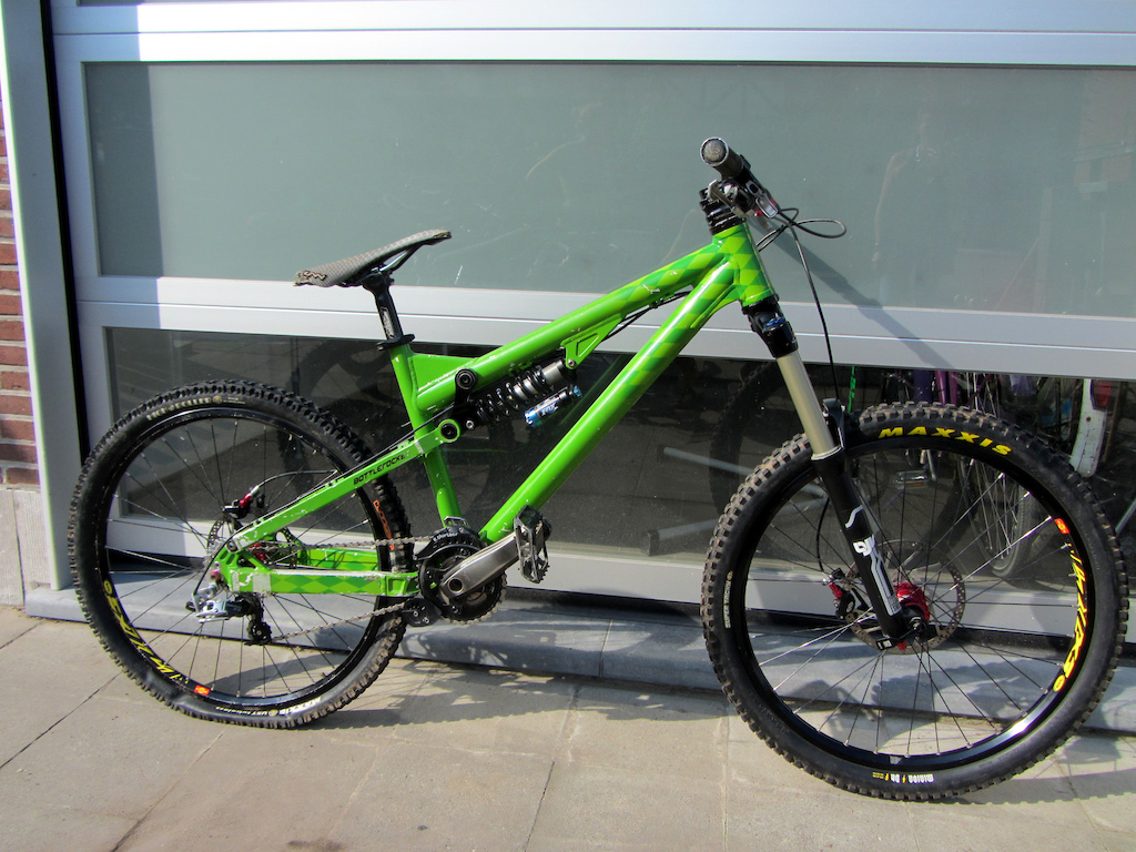 my transition bottlerocket with his current buildup. Build is more racy than previous one, RS lyrik does suit this bike definitely better than marzo 66. Off course the rear tire must be repaired ;) 

frameset for sale