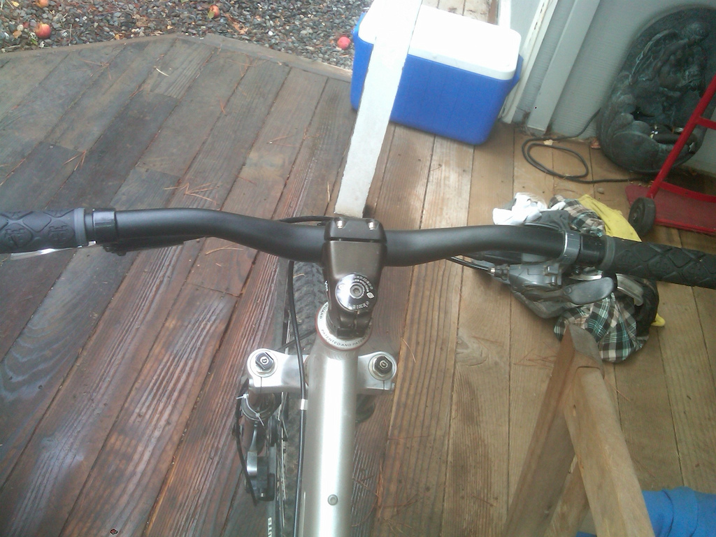 My Syncros Handlebars and my fork's settings... anyone know which is which?