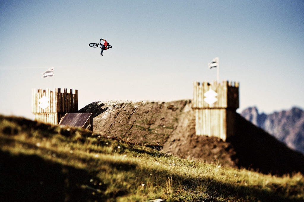 Yannick Granieri by Steph Candé : 
stefcande.blogspot.com