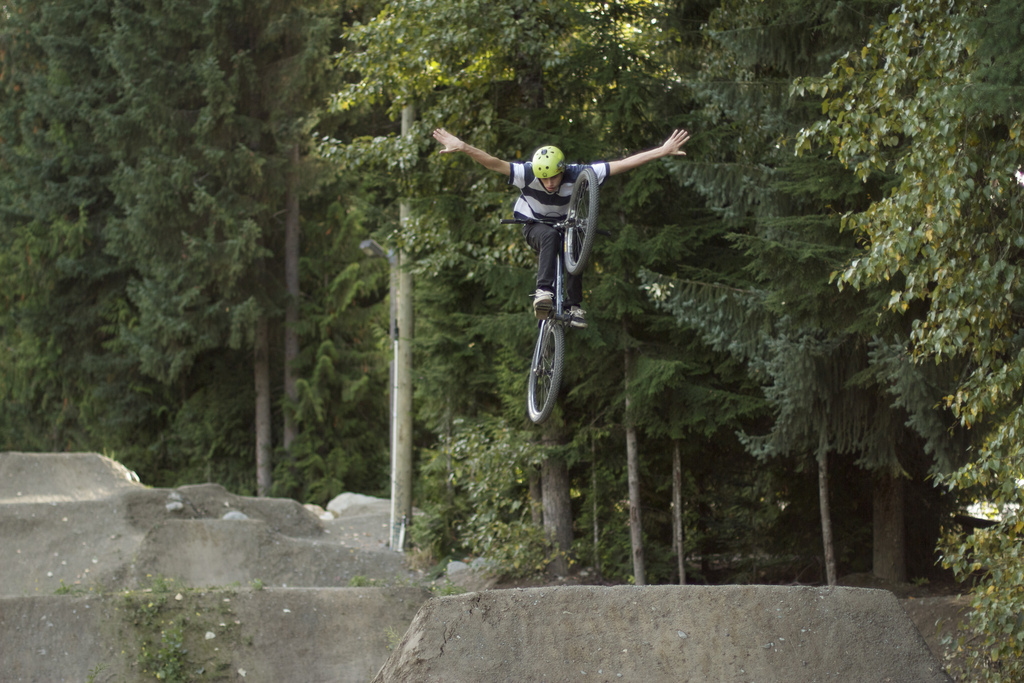 no hands
