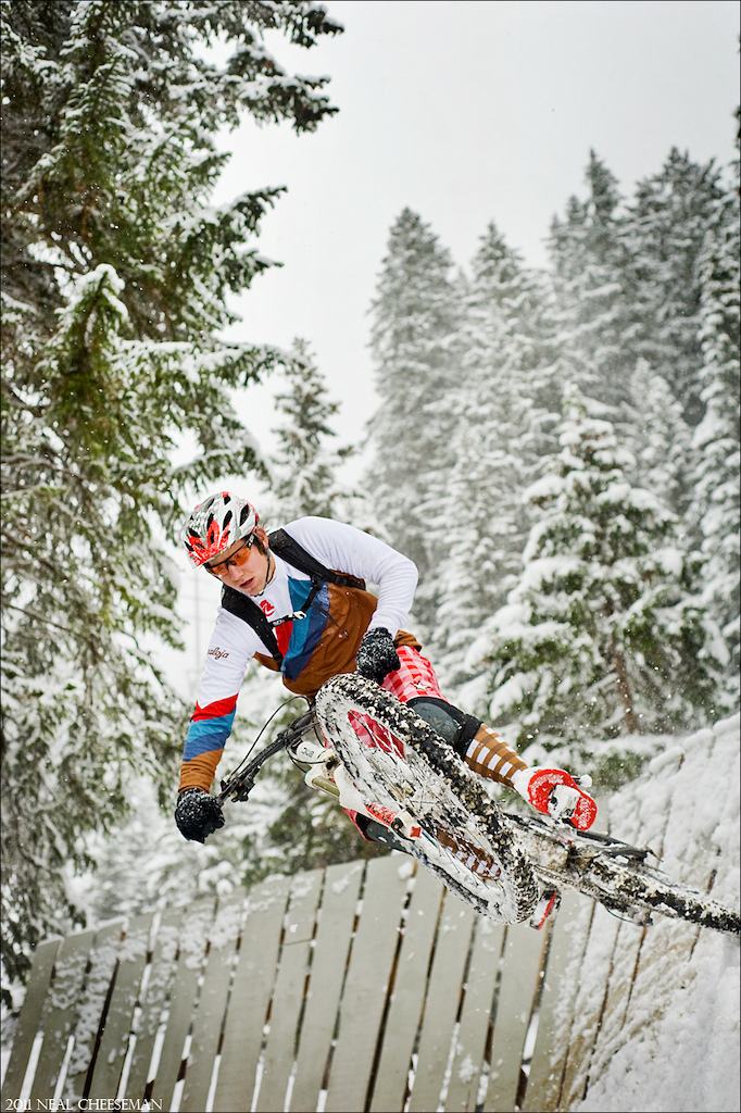 More snow, more action, more photos - the motto of todays events at Lensescape Day 02 - tobias woggon - wallride