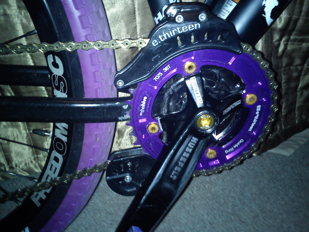 Just fininshed pimping my ride thought i'd share it spec as follow

Frame: Cannondale Chase s/m
Forks: Rockshox Argyle 409 punishmint
Wheels: Halo Freedom 26" purple halo twin rails
Brakes: Shimano XT m755 4 pots, White Goldridges hoses gold ends, grey stratline levers and carbon reservoir cap
Cranks: Truvi Hussle purp 38t Ethirteen ring gold kcnc bolts E13 LS1 black 
Chain: KMCSL9 gold
Gears: XTR gold KCNC jockey wheels