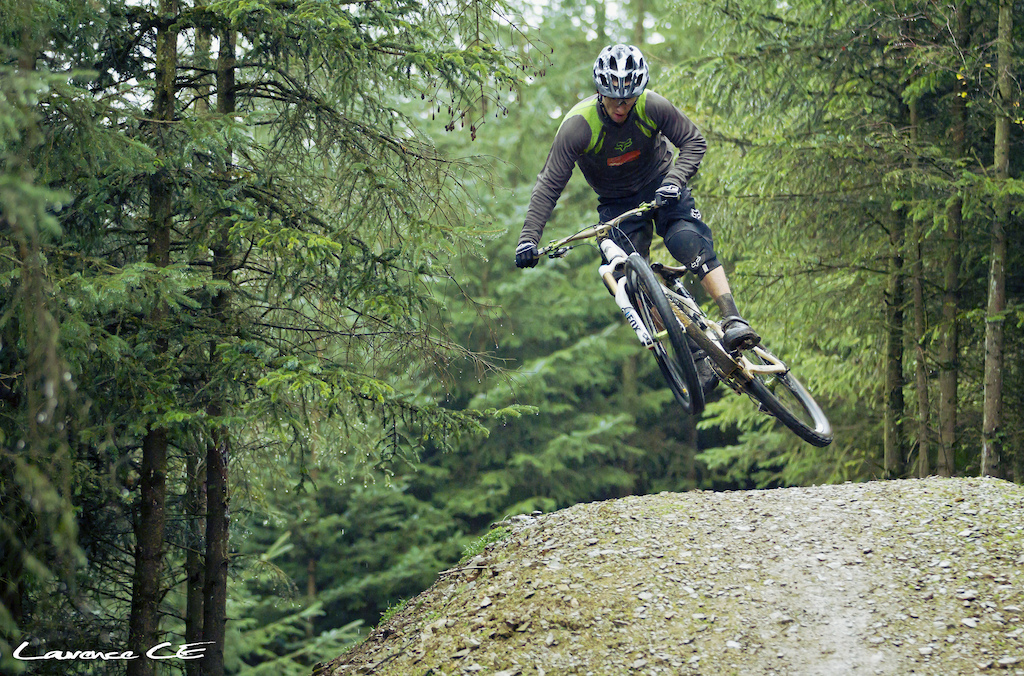 Photo here of Neil Donoghue from a press release we did for opening the new trails at Oneplanet Adventure Llandegla Stoked to finally see them open - Laurence CE - www.laurence-ce.com