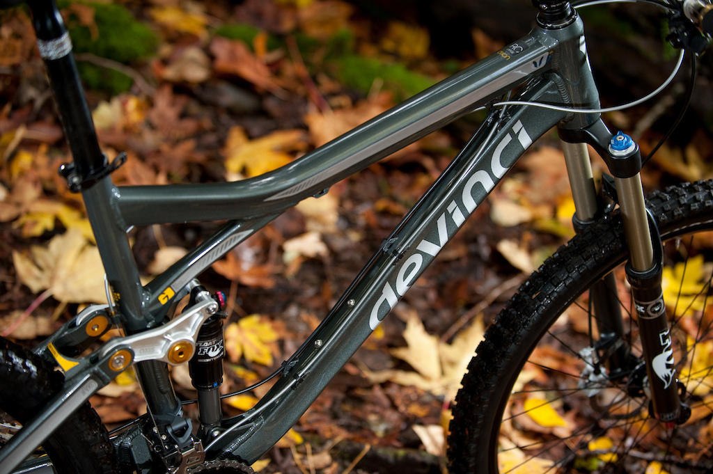 2012 Devinci Dixon RC - frame profile