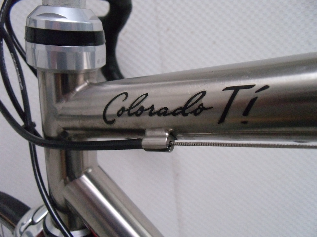 SENSATIONAL 1993 Serotta Colorado TI road bike with Campagnolo 9-speed Record Titanium group