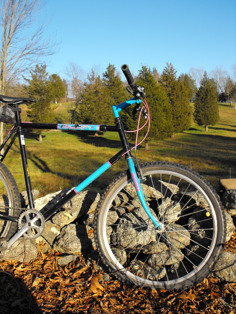 1990 Scott Montana at home in Guilford, Connecticut, United States