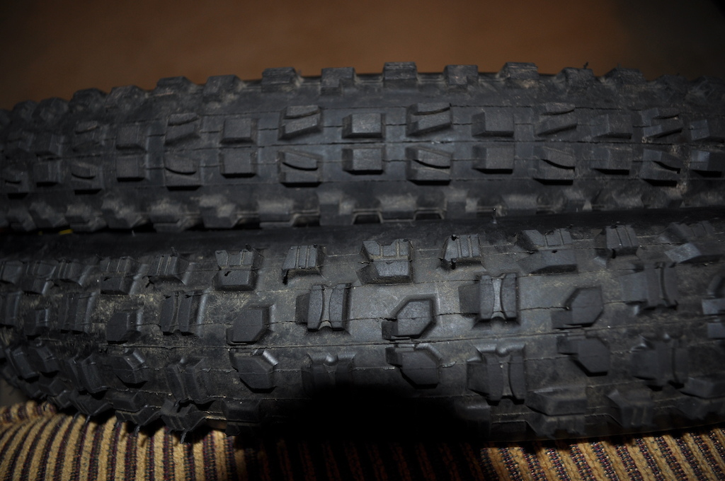 Maxxis dhf and r tires