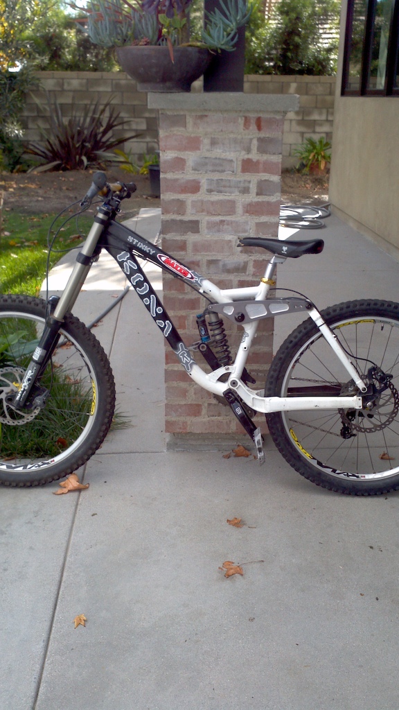 My bike got new rims: magic deemaxes and derailur