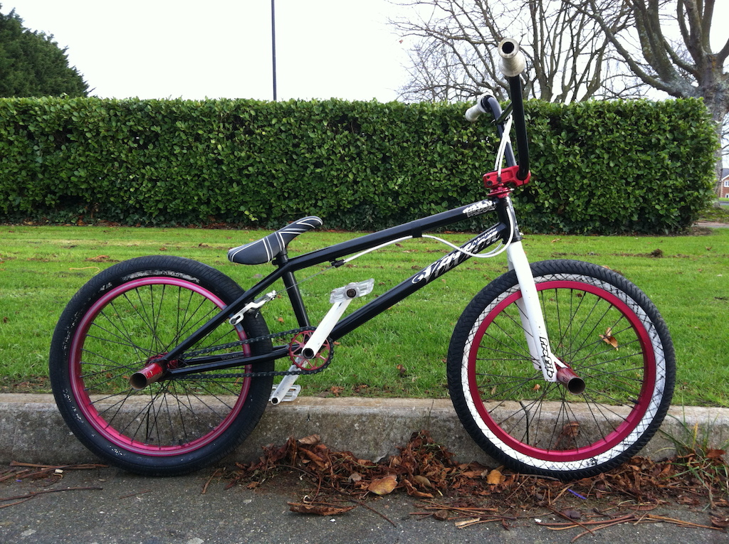Just built up my new Total BMX Frame. If you want spec just ask and I'll comment with it.