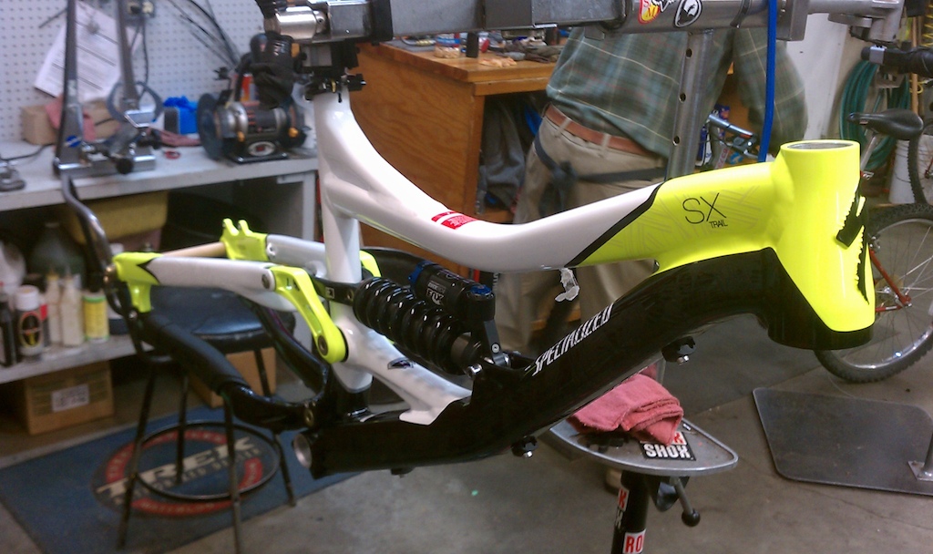 my new 2012 specialized sx trail frame M,
RC2, 142mm spacing, 180mm travel