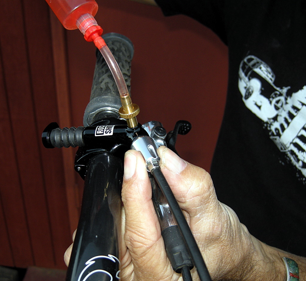 Pull a Vacuum on the Syringe while you cycle the speed control from fast to slow a few times. Now pressurize the system and return the speed control to full slow (opposite the arrow). Keep the pressure on and push the control button a couple more times for good luck.
