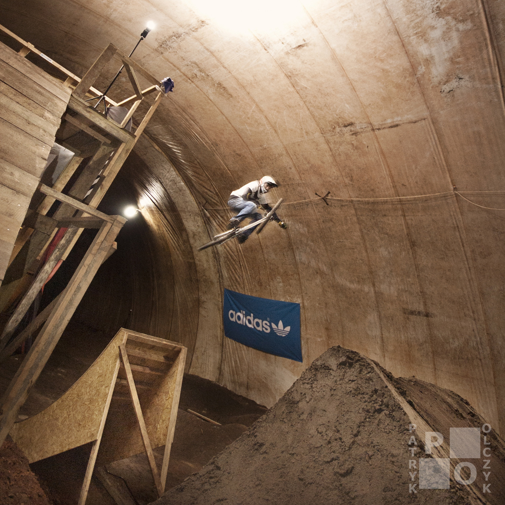 Just chillin... First kicker. Photo Patryk Olczyk
