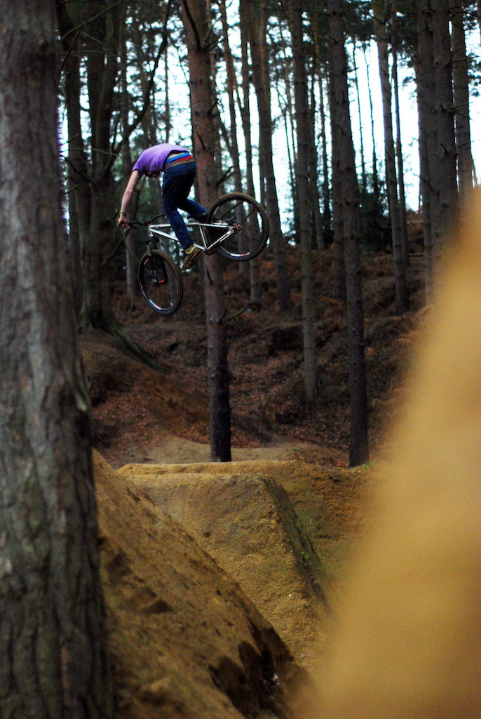 Being a 2012 hustler and sending out some lairy kickout. needs to twizzle them bars the other way though!