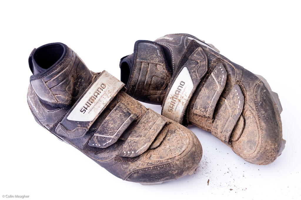 Pretty much "the" winter riding shoe for me; the Shimano SH-MW81.
