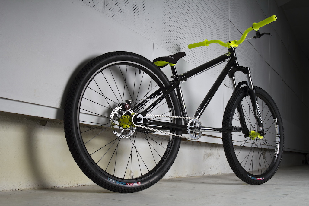 Metropolis 2 at NS Bikes 2012 in Gdańsk, Poland photo by nsbikes