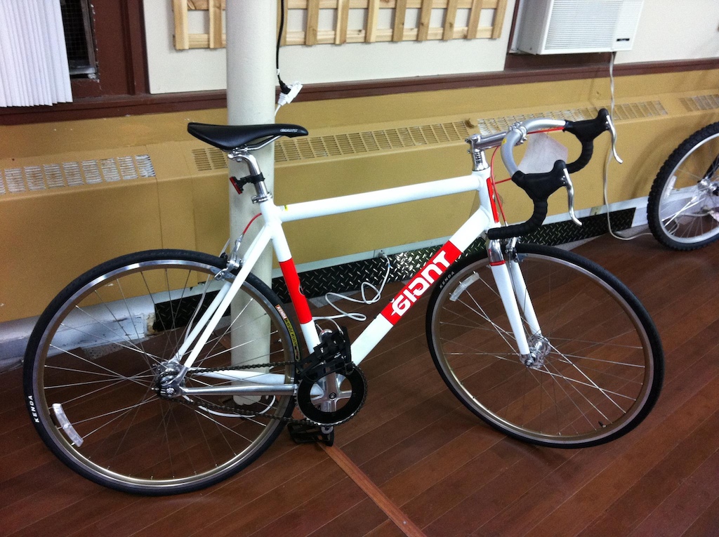 My new bike! Gettin' into the fixie scene!