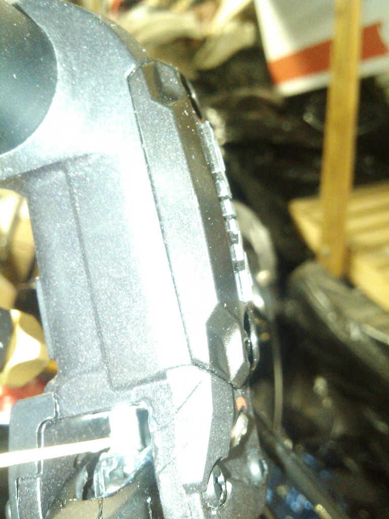 The litle pin in hyraulig brake is important to oil so it doesn´t freeze.