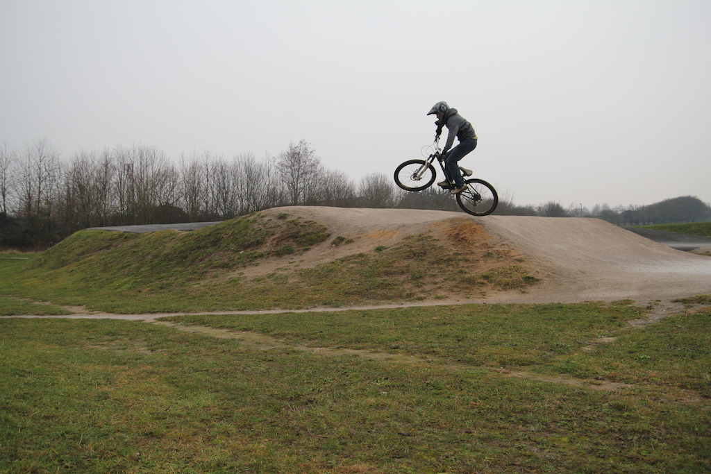 norwich bmx track

cba changing from hertfordshire on all these pics so it's staying as herts :)